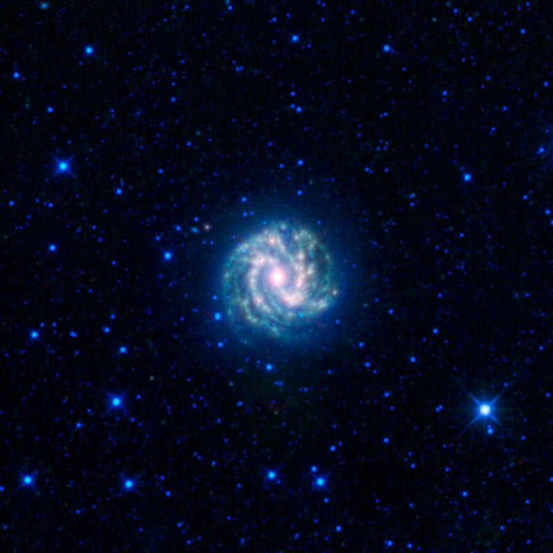 Southern Pinwheel Galaxy Shines In New Photo
